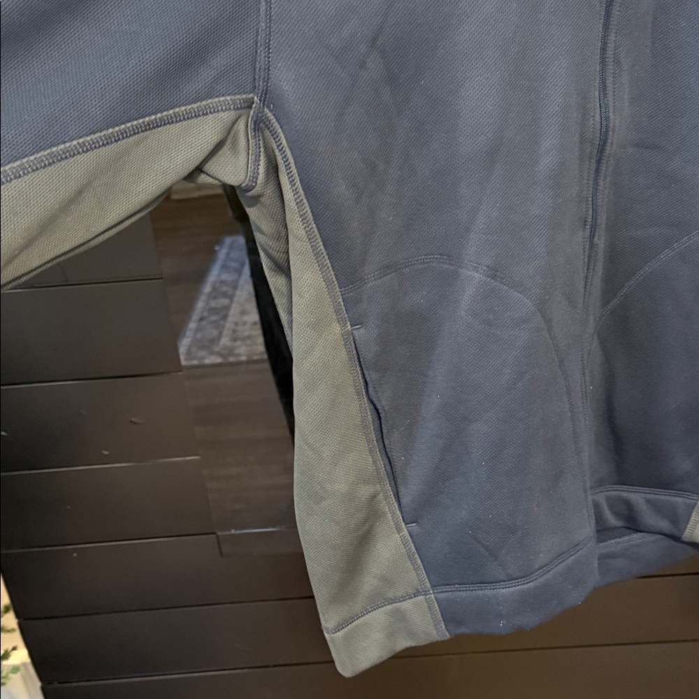 Men’s Reebok Color Block jacket - Picture 2 of 7